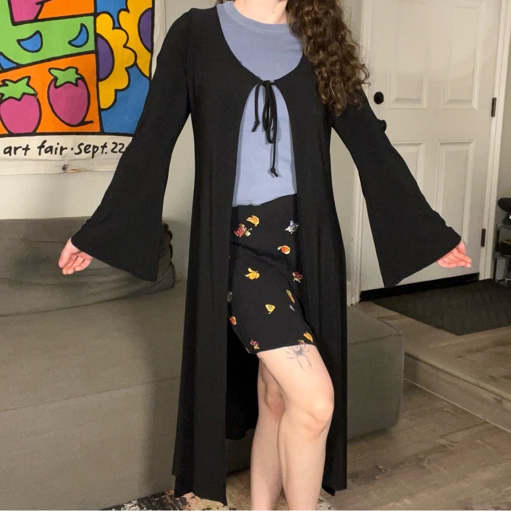 Opera Brand Y2K Black Bell Sleeve Goth Tying Duster Cardi Size Medium